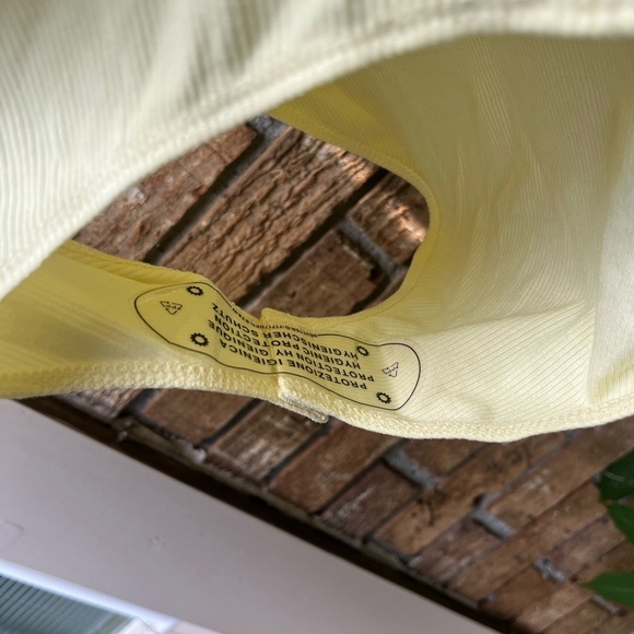 Kaileigh Soft Yellow Scoop Neck Bodysuit - Picture 4 of 4